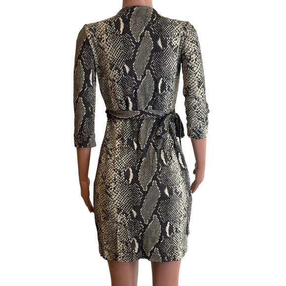 Diane Von Furstenberg New Julian Two Silk Jersey Wrap Dress Size 4 Python Gray - Picture 5 of 14